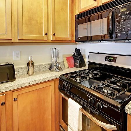 Restaurant Row Townhouse 2 King Bedrooms Λούισβιλ Εξωτερικό φωτογραφία