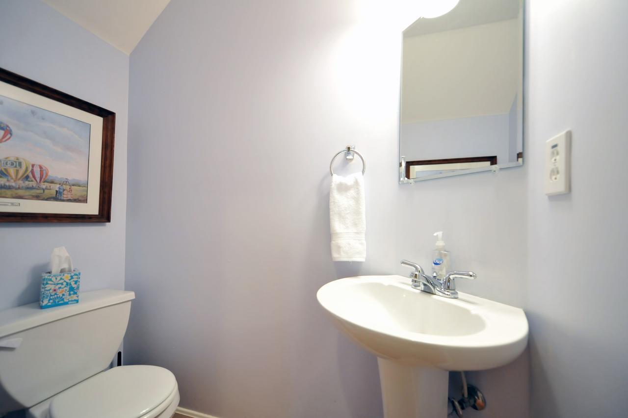 Restaurant Row Townhouse 2 King Bedrooms Λούισβιλ Εξωτερικό φωτογραφία
