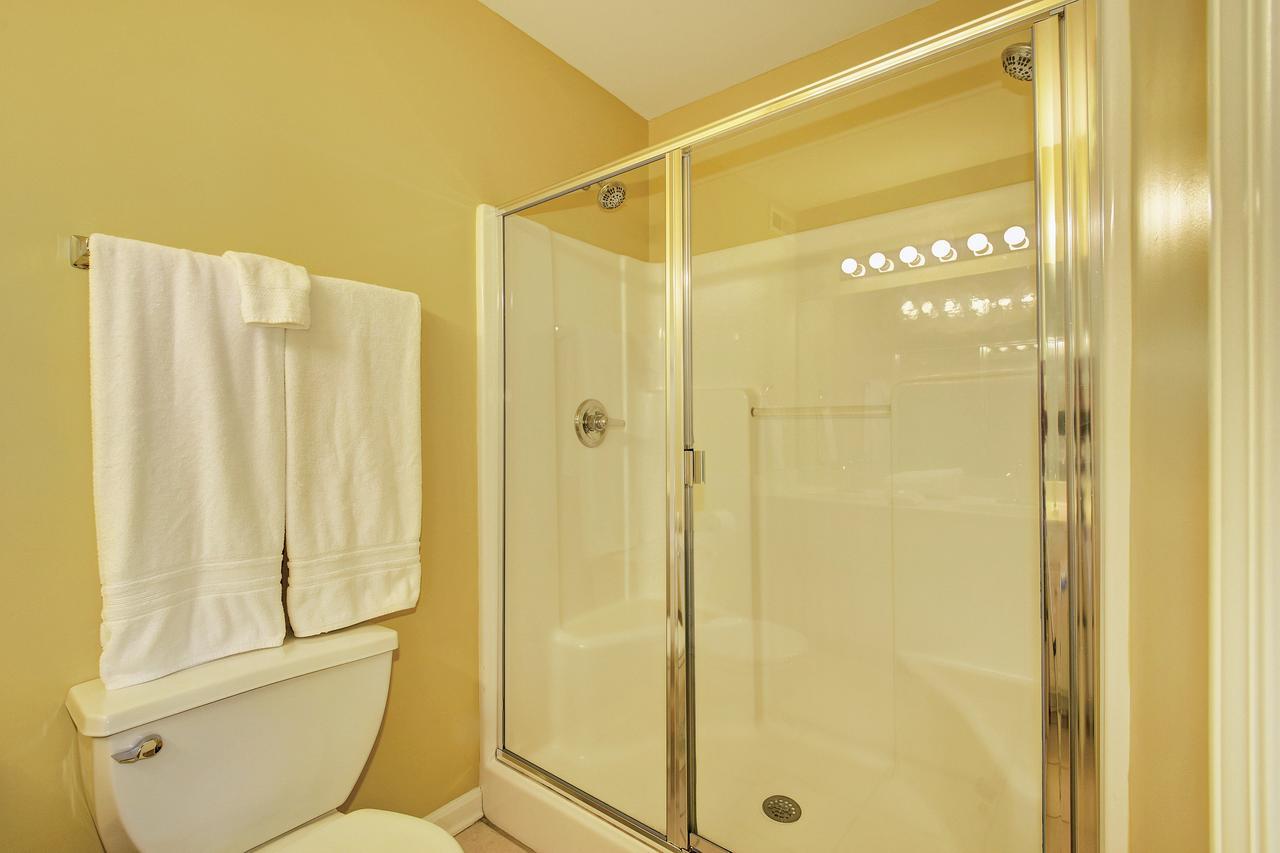 Restaurant Row Townhouse 2 King Bedrooms Λούισβιλ Εξωτερικό φωτογραφία