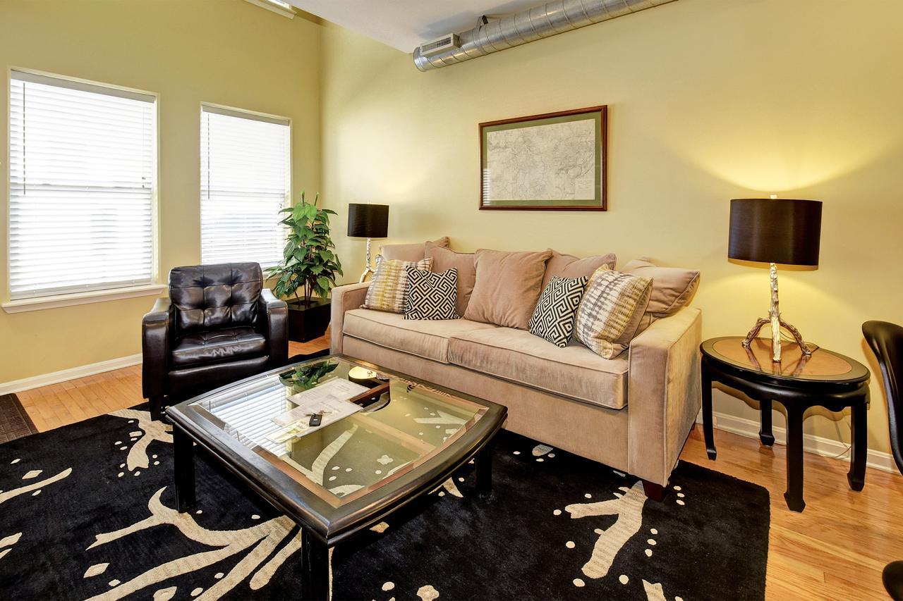 Restaurant Row Townhouse 2 King Bedrooms Λούισβιλ Εξωτερικό φωτογραφία